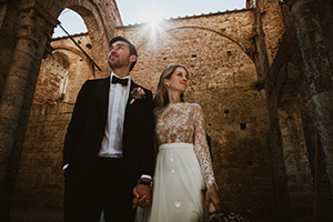 Elopement at Abbey of San Galgano Italy